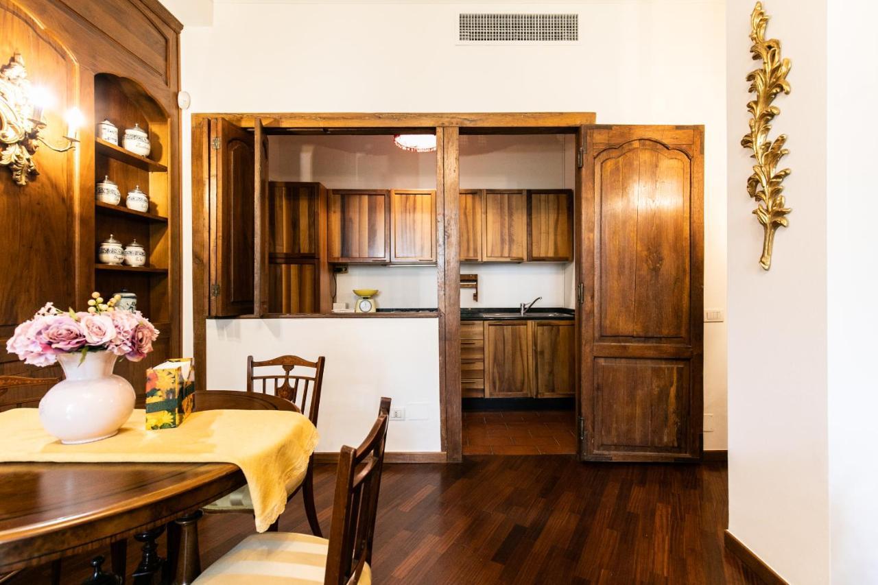 Klimt - Jacuzzi 5 Star - Luxury Design Apartment Milano Esterno foto